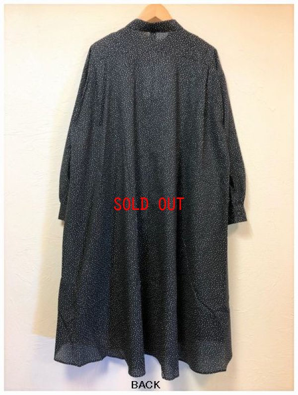 画像6: LUEUF(ルフ）　コットンローンランダムドットシャツワンピース