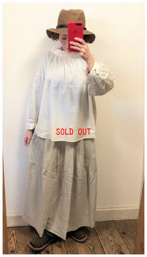 画像3: UNROBE(アンローブ）　サテン系ローン無地チュニック