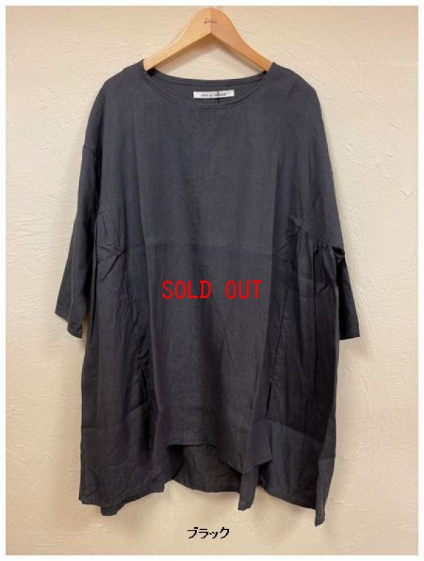 画像5: sabbatum(サバタム）　リネンキャンバスギャザースリットブラウス