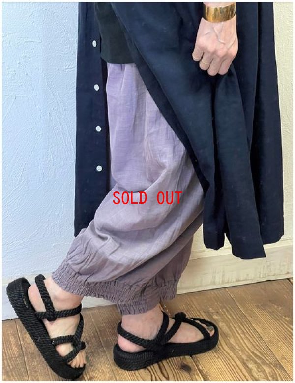 画像3: sun valley(サンバレー）　コットンテンセルダブルガーゼシャンブレー裾ギャザーバルーンパンツ