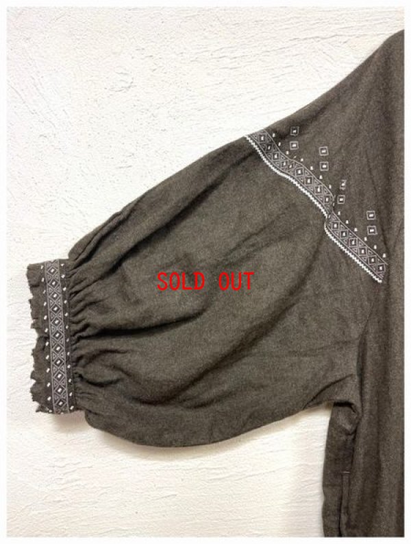 画像8: tumugu（ツムグ）　コットンビエラトップ起毛刺繍ワンピース