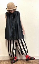 sun valley(サンバレー）　コットン織柄ボーダーボリュームパンツ