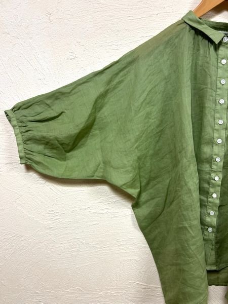 画像9: nachukara（ナチュカラ）　シアーリネンギャザーブラウス (9)