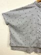 画像8: nachukara（ナチュカラ）　ドット刺繍前後差シャツ (8)