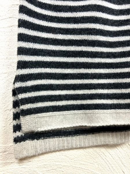 画像9: TANG（タング）　ウール×リサイクルナイロンサイドポケットハイネックプルオーバー (9)