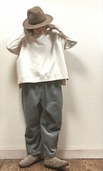 画像2: BLUE LAKE MARKET(ブルーレイクマーケット)　裏毛ガセットプルオーバー (2)